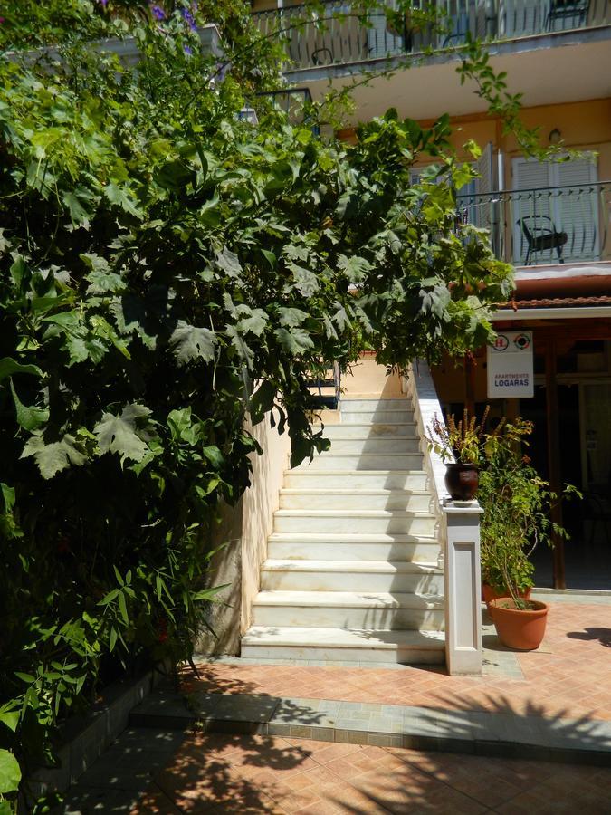 Logara'S Apartments Agia Efimia Luaran gambar